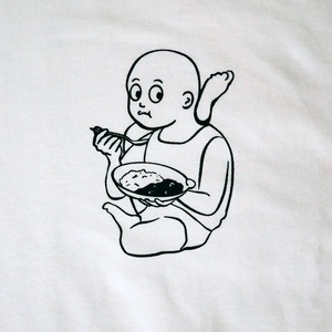 カレーTシャツ カレー食べながらヨガする子供　カレーTシャツ