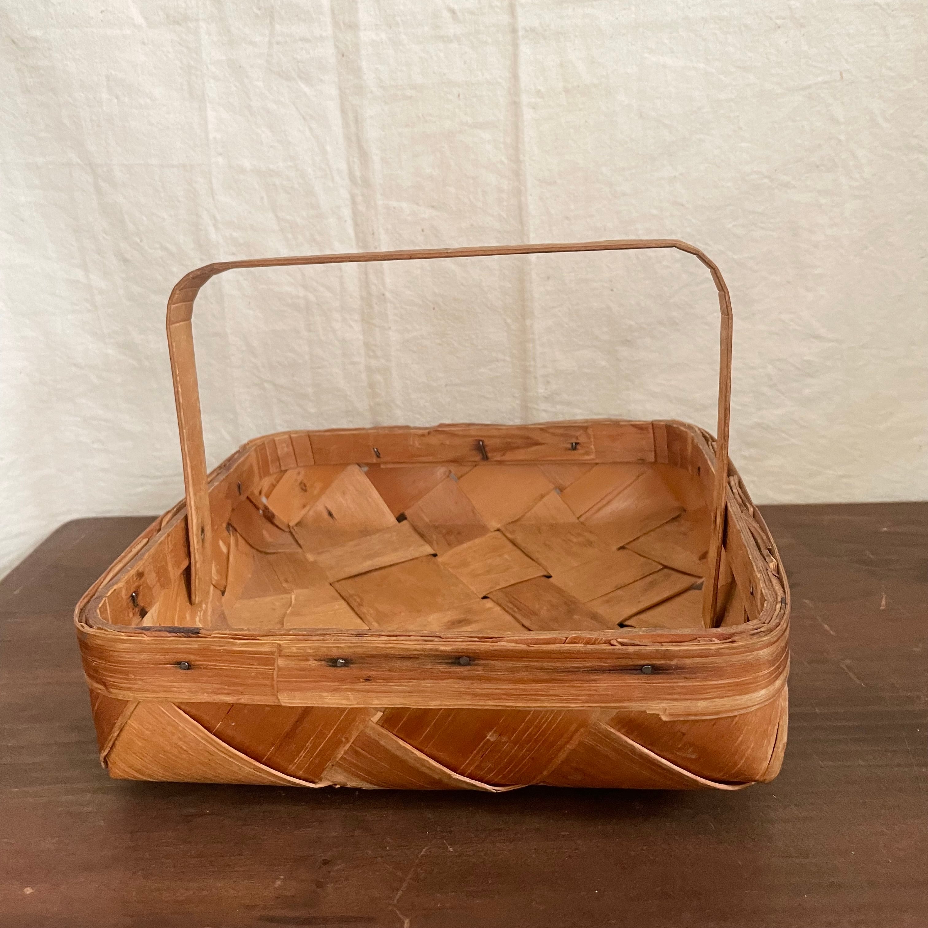 スポーンコリの取手付きのトレイなかご | tsuitachi craft&brocante