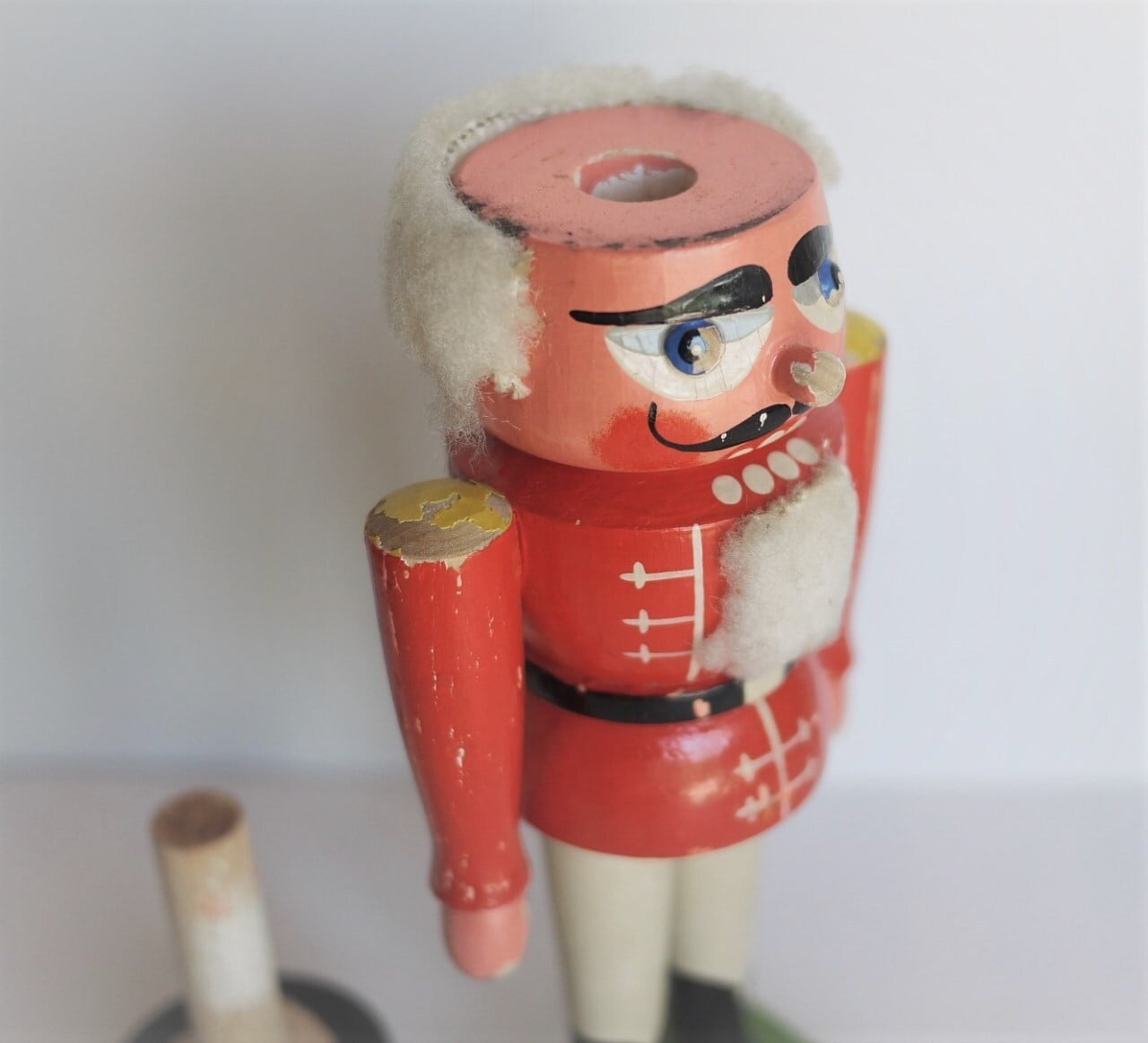 くるみ割り人形 赤い兵士 エルツ 東ドイツDDR | こりすのパン屋Base店