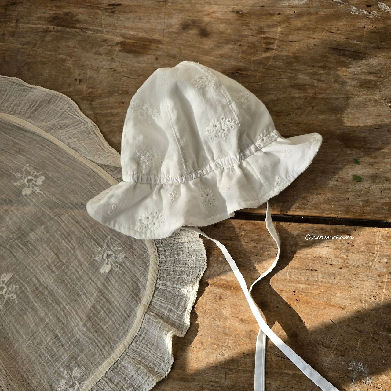 [choucream] Lace Bucket Hat / Cap / [슈크림] 레이스벙거지모자