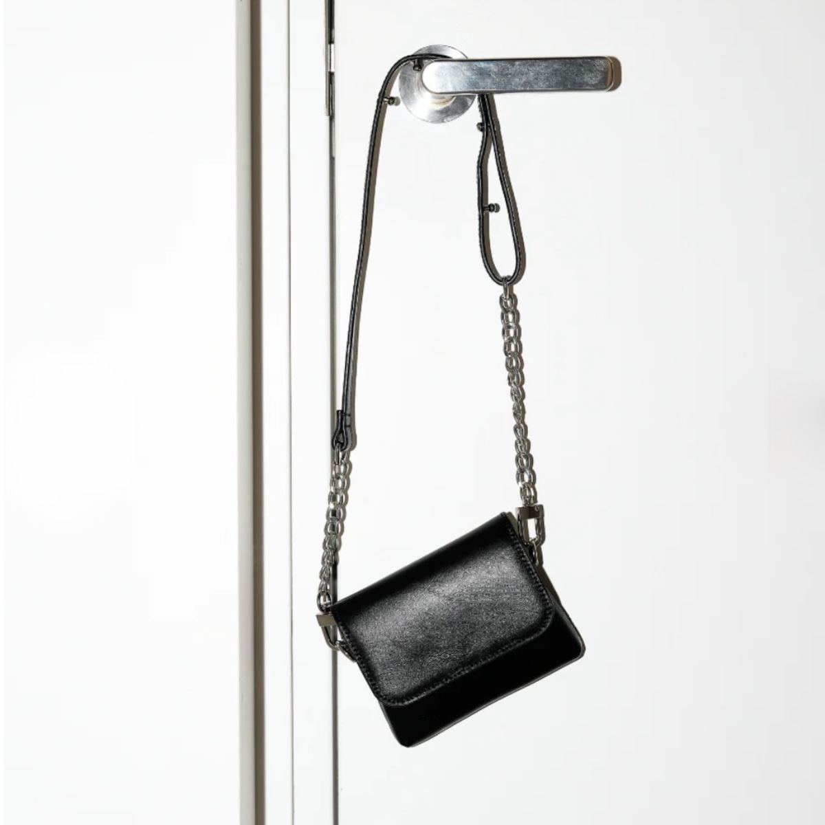 YENN 】 CHAIN BELT POUCH | valance 福井｜レディース セレクト 