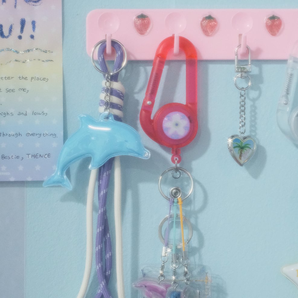 PH」カラビナ キーホルダー（Hot Pink） | THENCE