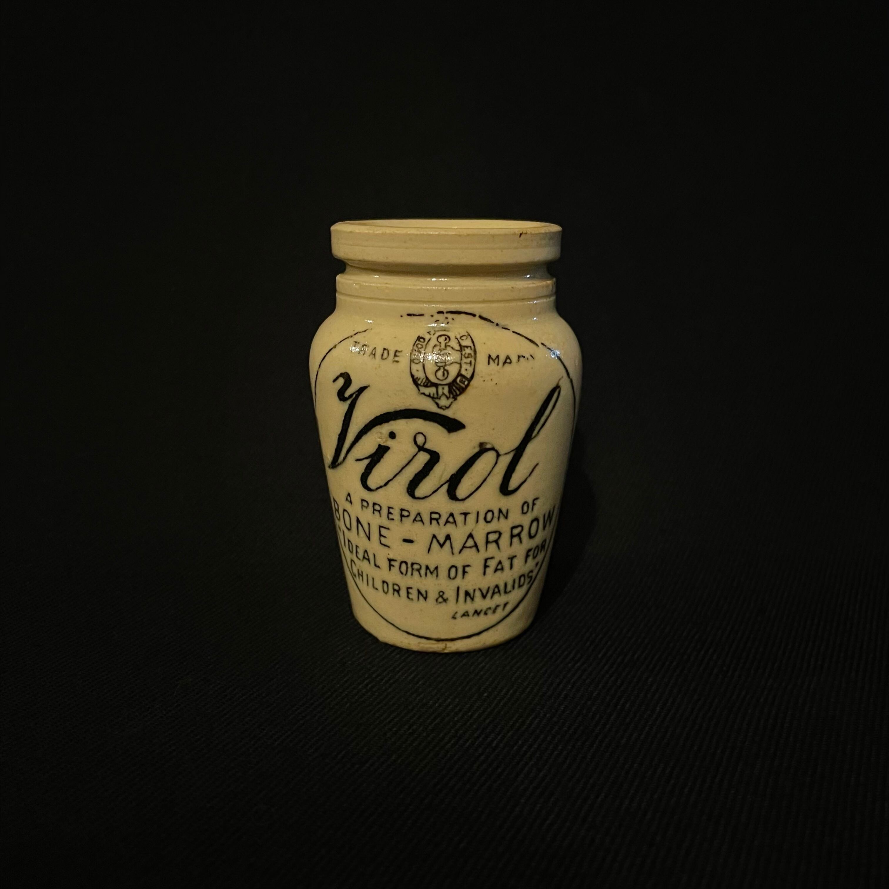 イギリスアンティーク Virol （骨にぎり）”BONE IN HAND ”LANCET(S 