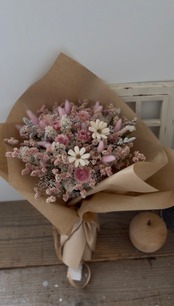 dried  flower bouquet