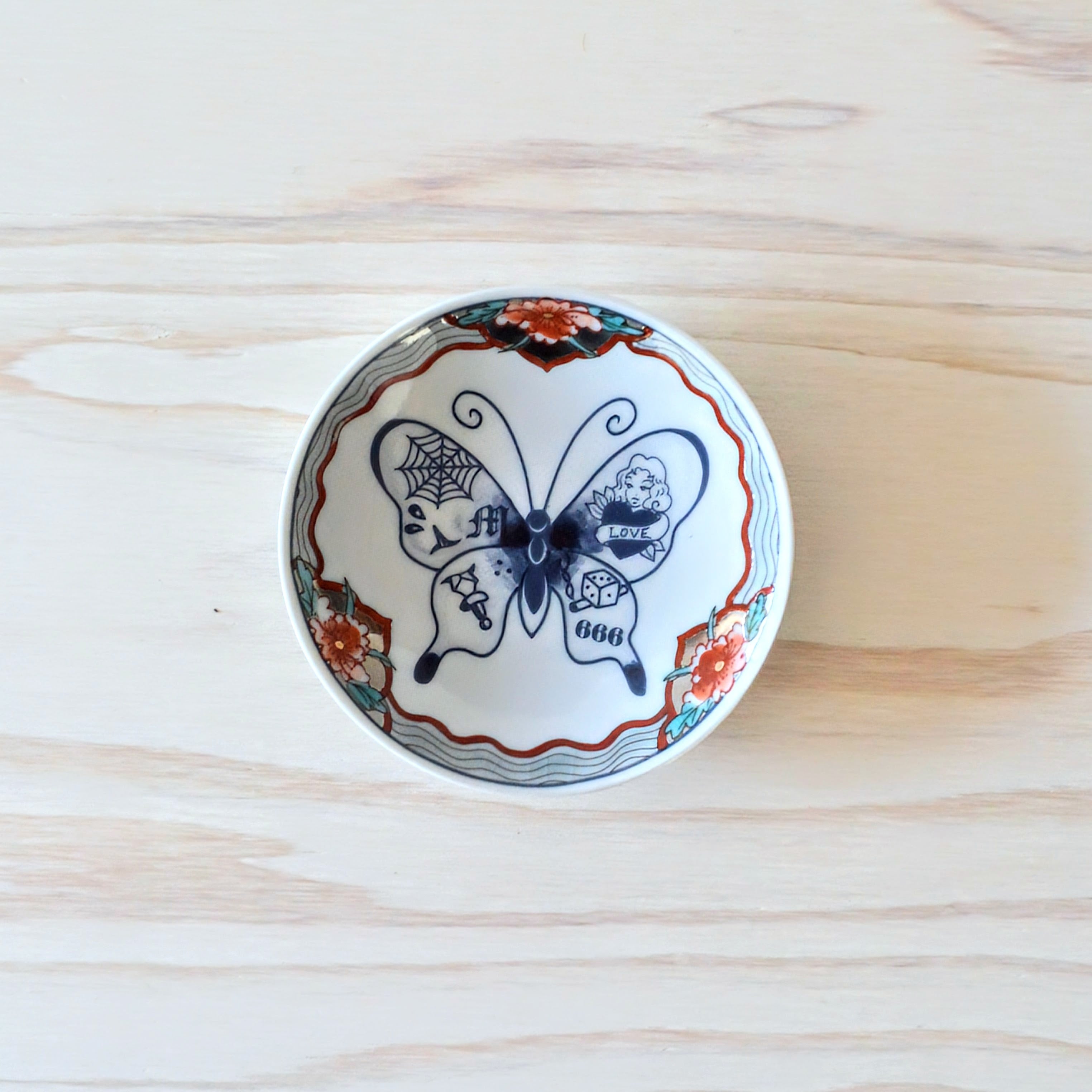 RESTOCK】MIZUKI KUTANI / TATTOO Plate 3寸 #4 | MA STORE