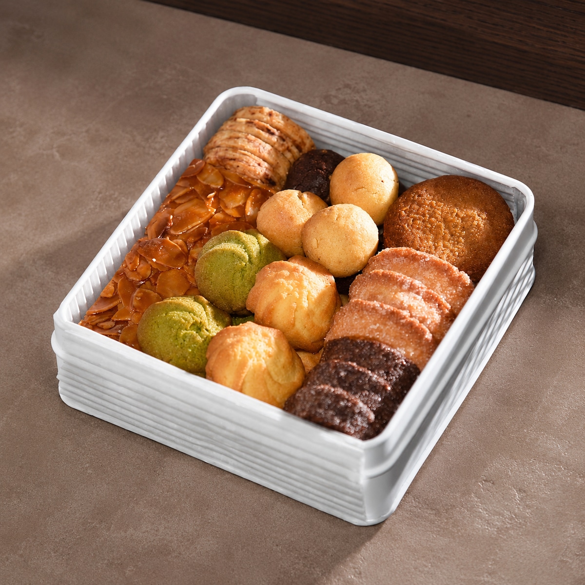 プティフールセック クッキー缶 | ESERY