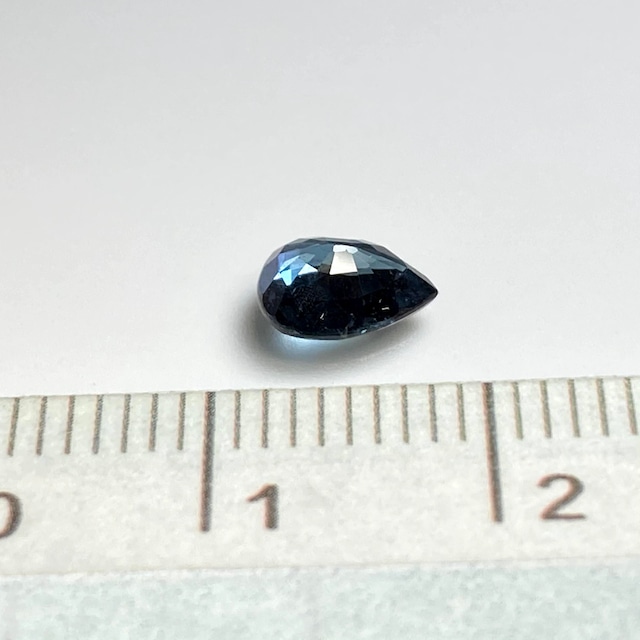 ⁂天然⁂　◇カラーチェンジガーネット◇　0.950ct 　ＡＡＡ　ベキリーブルー