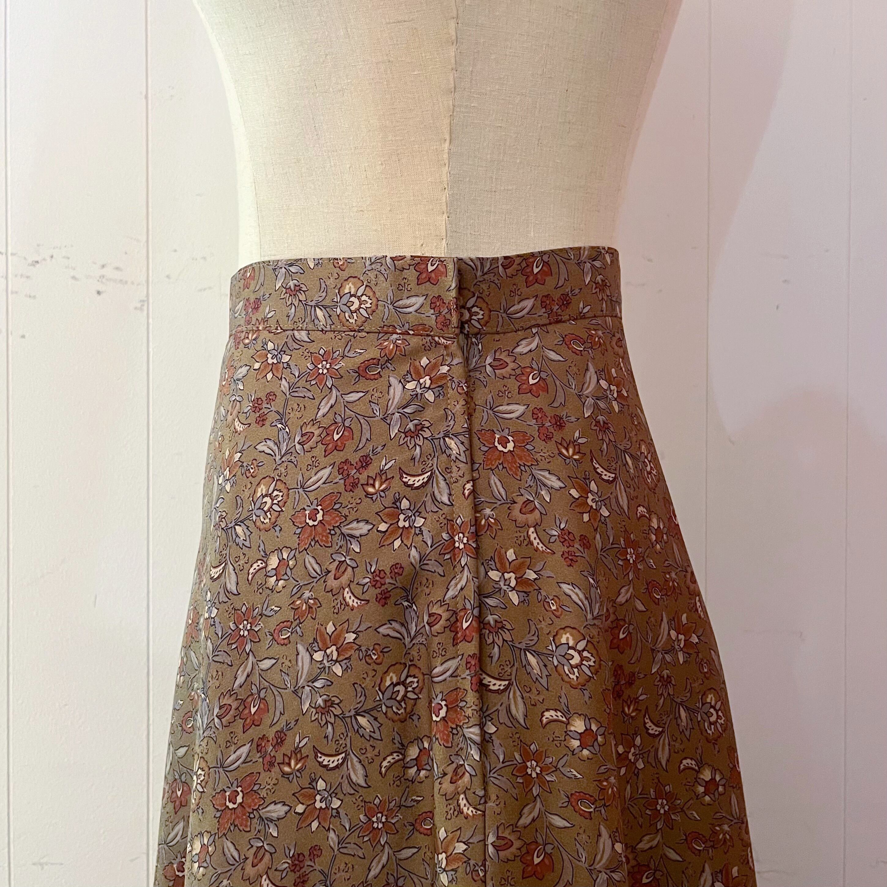 brown flower leaf flare skirt