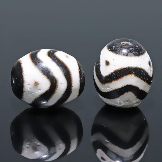 〔Z70-10〕【 天珠】約14x12mm 水紋天珠 開運 風水 【ランダム発送】