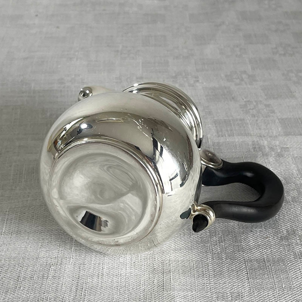 ミルクピッチャー　シルバープレート　シンプルデザイン　エボニーハンドル　 19twd22