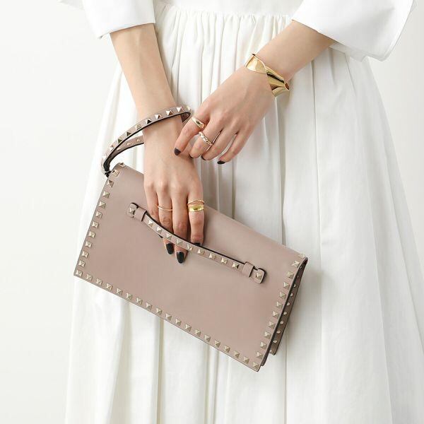 14.7万 Valentino ヴァレンティノ レザー クラッチバッグ（VALENTINO 