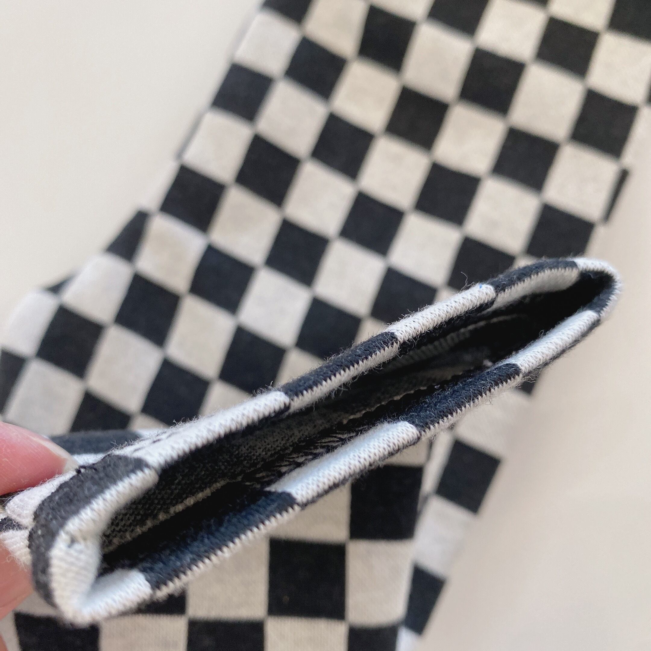 チェッカーレギンス