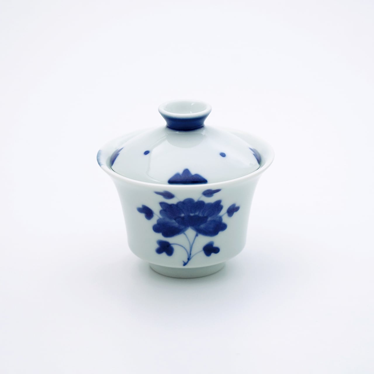 染付伊万里牡丹紋 蓋碗（がいわん） | 福珠窯ファクトリーショップ