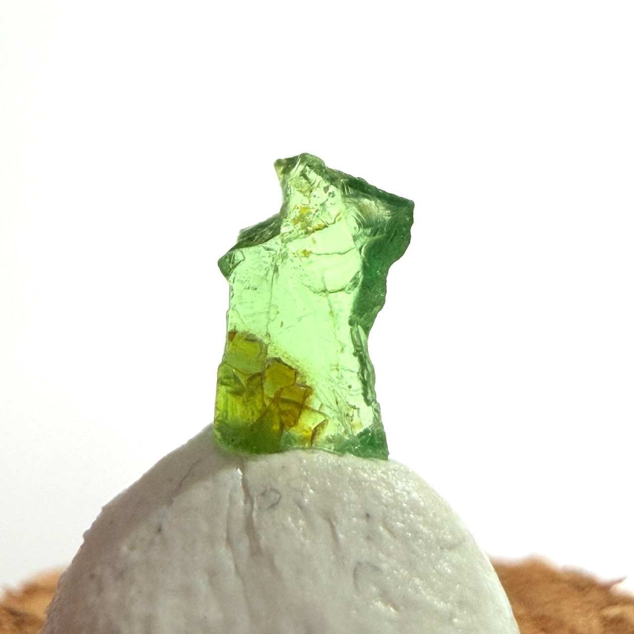 【1648】グロッシュラーガーネット タンザニア産 0.13ct
