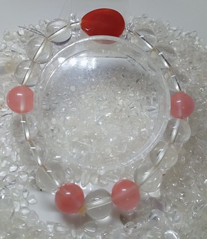 大特価ブレスレット　～集中力、持続力、忍耐力をもたらし気持ちを明るく、前に向けてくれるパワーを持つ