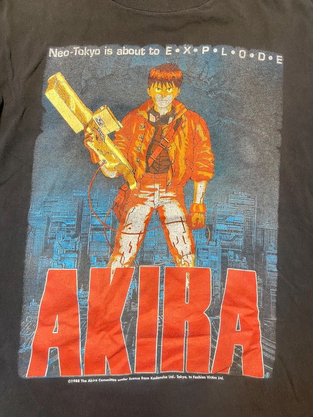 AKIRA】FASHION VICTIM ヴィンテージTシャツ（Lサイズ 