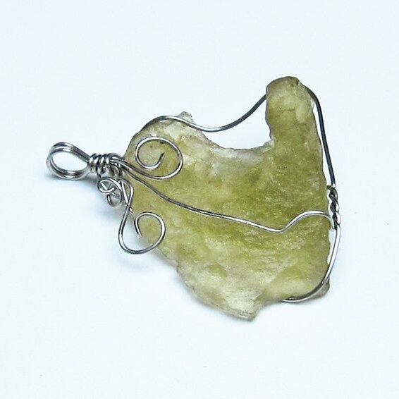 リビアングラス ペンダント 一点物 メール便可 112-13865