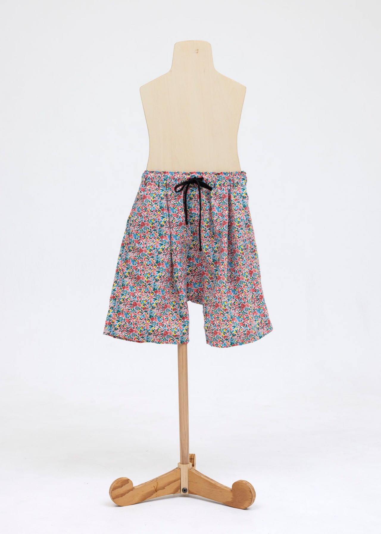 〈 folkmade 24SS 〉 floral pattern short pants #17 / florel red / LL（140-155）