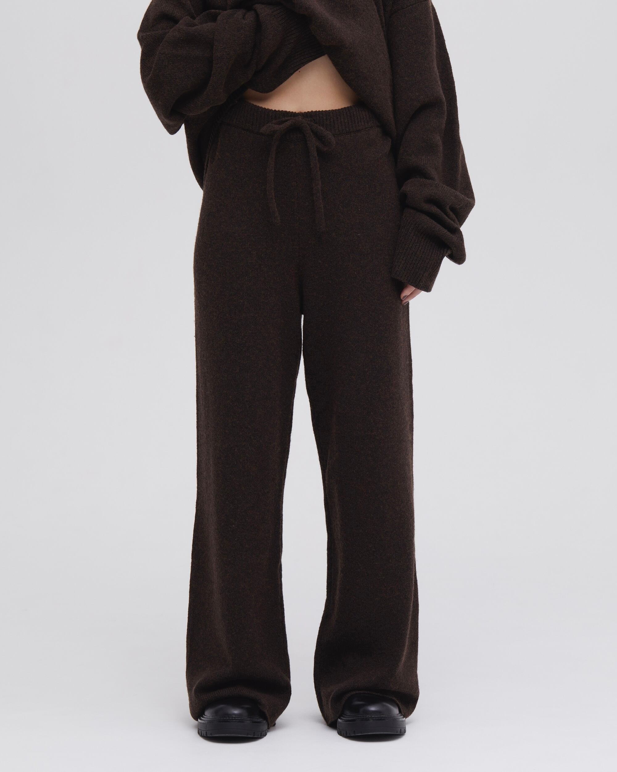 Knitted Straight Pants(BROWN) | selenahelios 