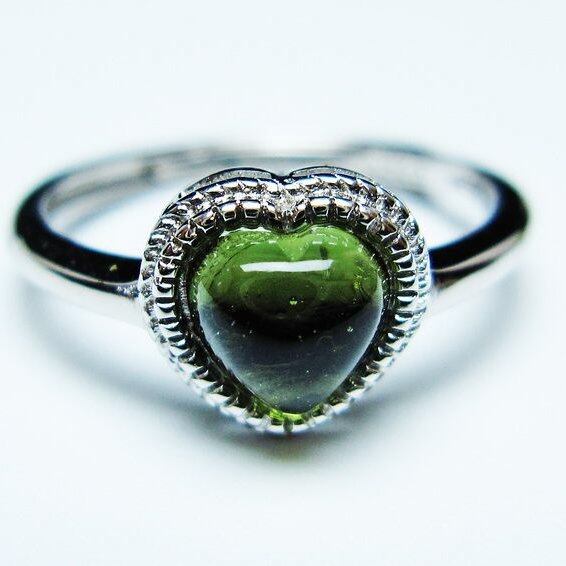 モルダバイト リング モルダウ石 指輪 ハート フリーサイズ 12号 一点物 メール便可 [M便 1/20] 199-603
