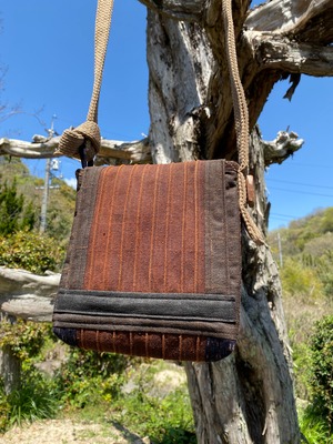 柿渋手作りピンタックショルダーバッグ　現品お届け