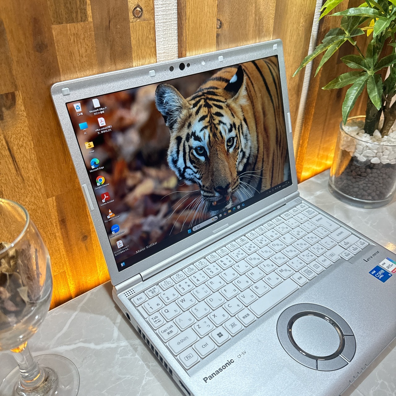 最新2021年式 Panasonic Let's note SV1/Corei5第11世代/メモリ16GB/SSD256GB/ビジネス向き/ノートパソコン