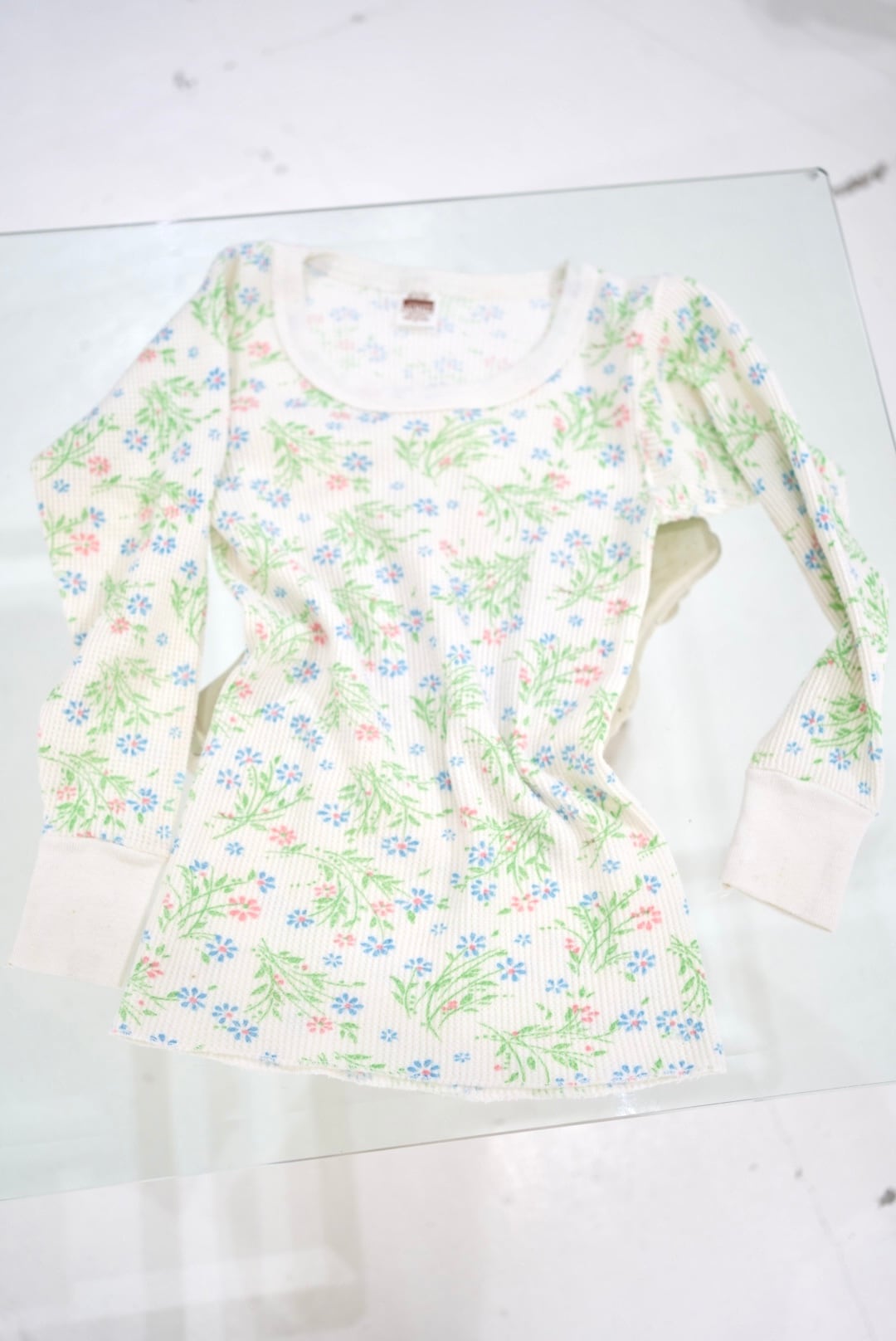 flower thermal tops