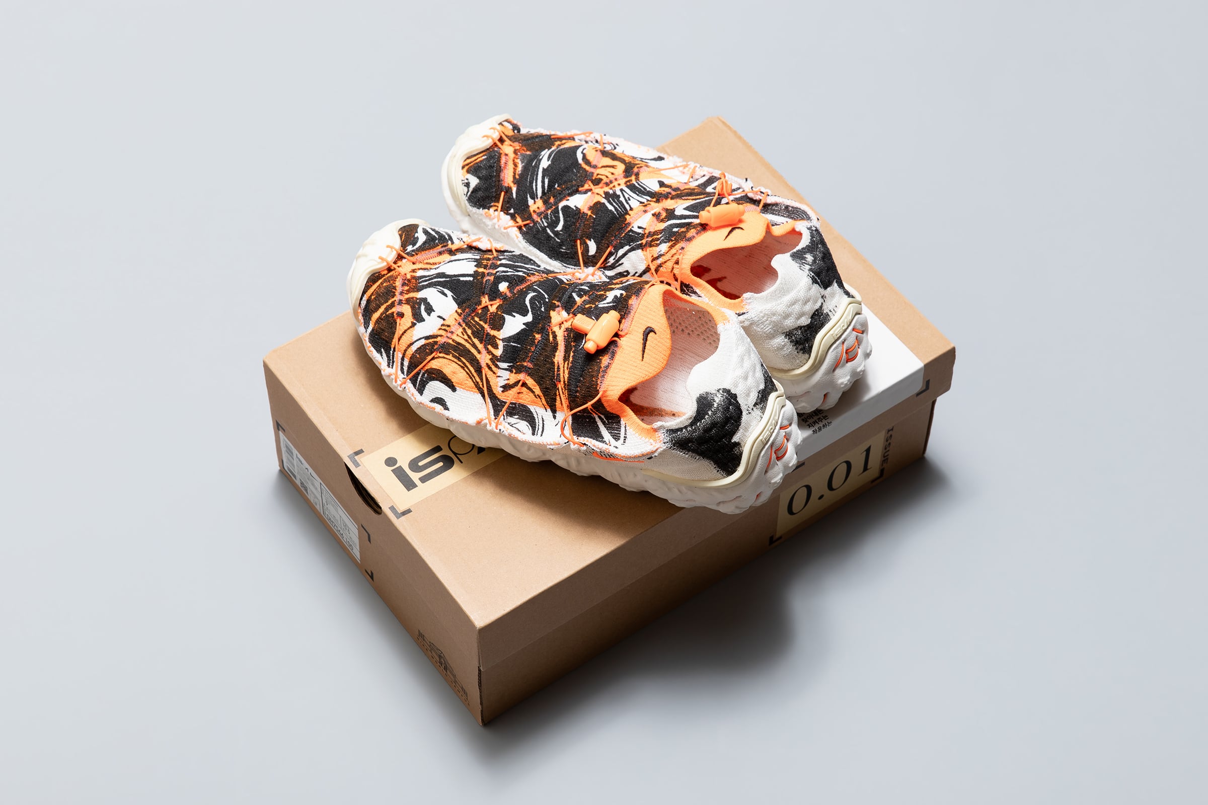 NIKE ISPA MINDBODY | PLAYGROUND | スニーカーショップ