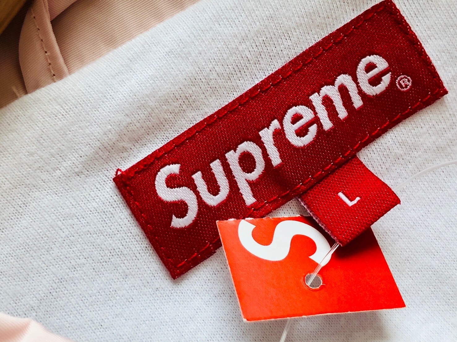 Supreme 20SS WORLD FAMOUS COACHES JACKET PINK LARGE Supreme 20SS WORLD FAMOUS COACHES JACKET PINK LARGE