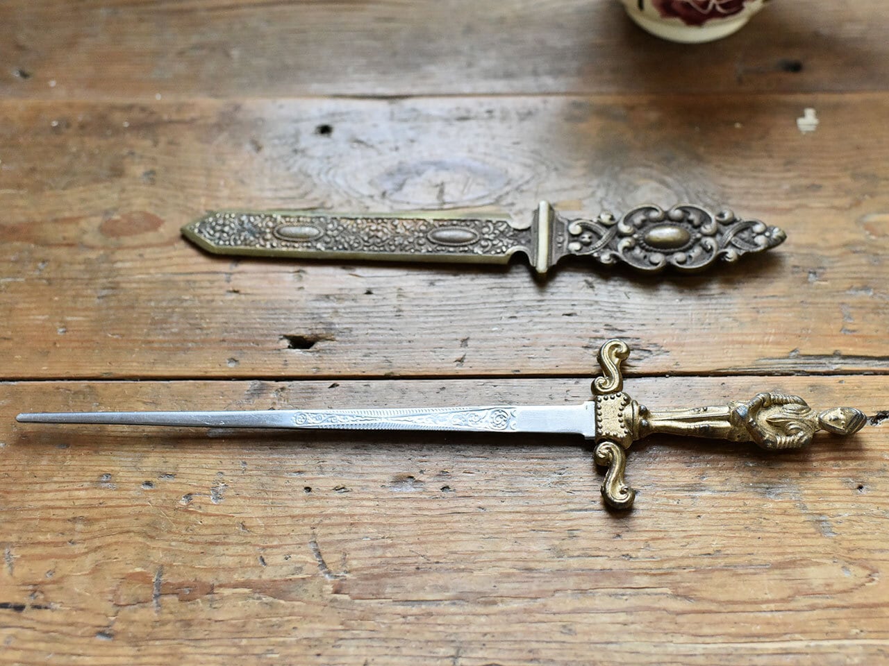 剣を型どった素敵なペーパーナイフ（小） フレンチアンティーク