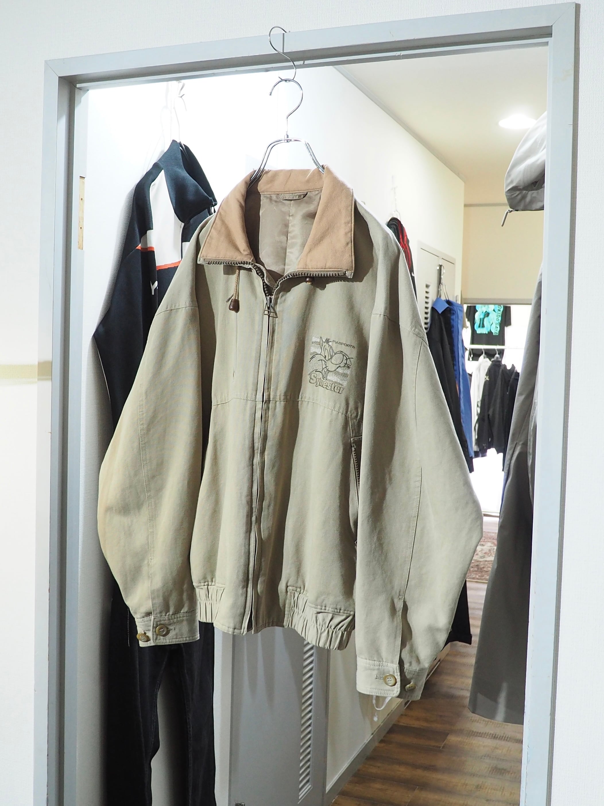 1990s " Looney Tunes - Sylvester the Cat " Embroidery vintage Drizzler jacket