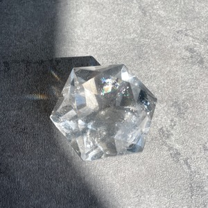 【高品質】虹入り◎ミナスジェライス産クリアクォーツ ダイヤモンドカット02◇Clear Quartz Diamond◇天然石・鉱物・パワーストーン