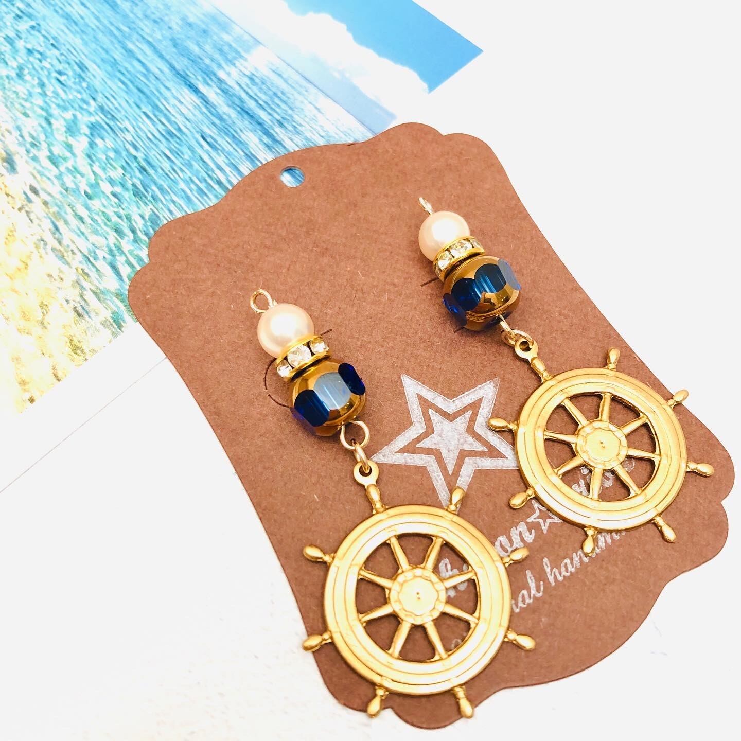 ゴールドのマリンアクセサリー《貝殻・舵》 | mihoron☆orion