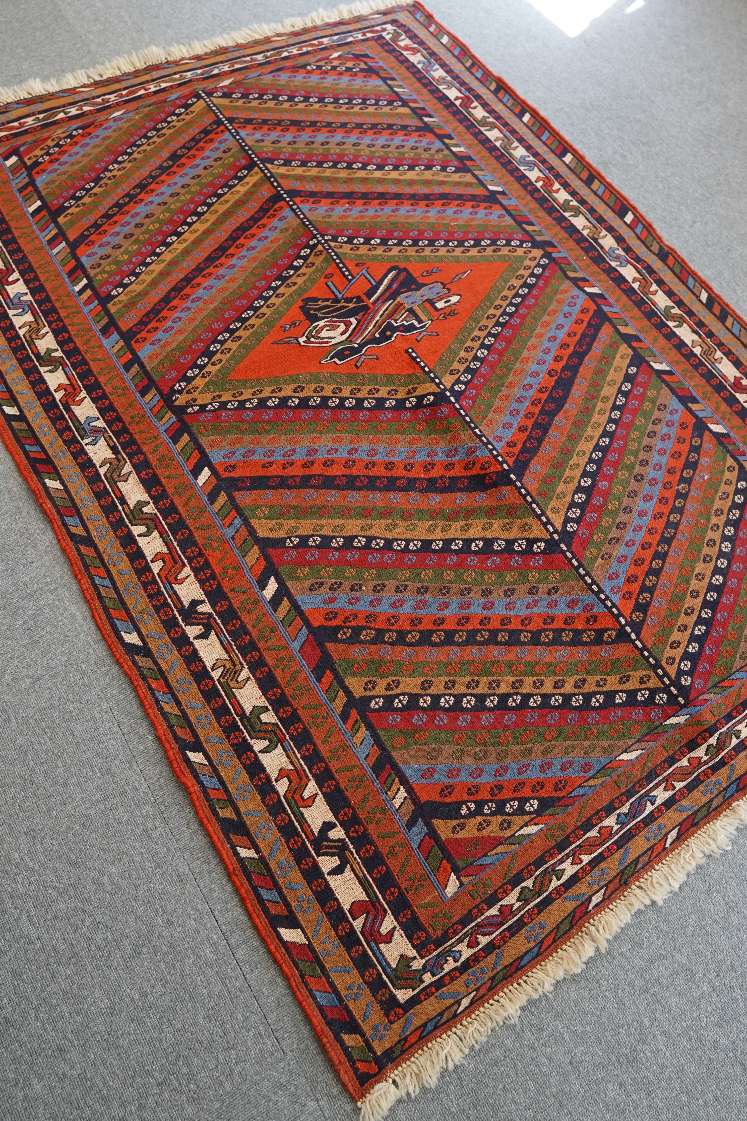 ペルシャキリム (キリム) ペルシャ絨毯 150x106cm 手織りラグ キリム
