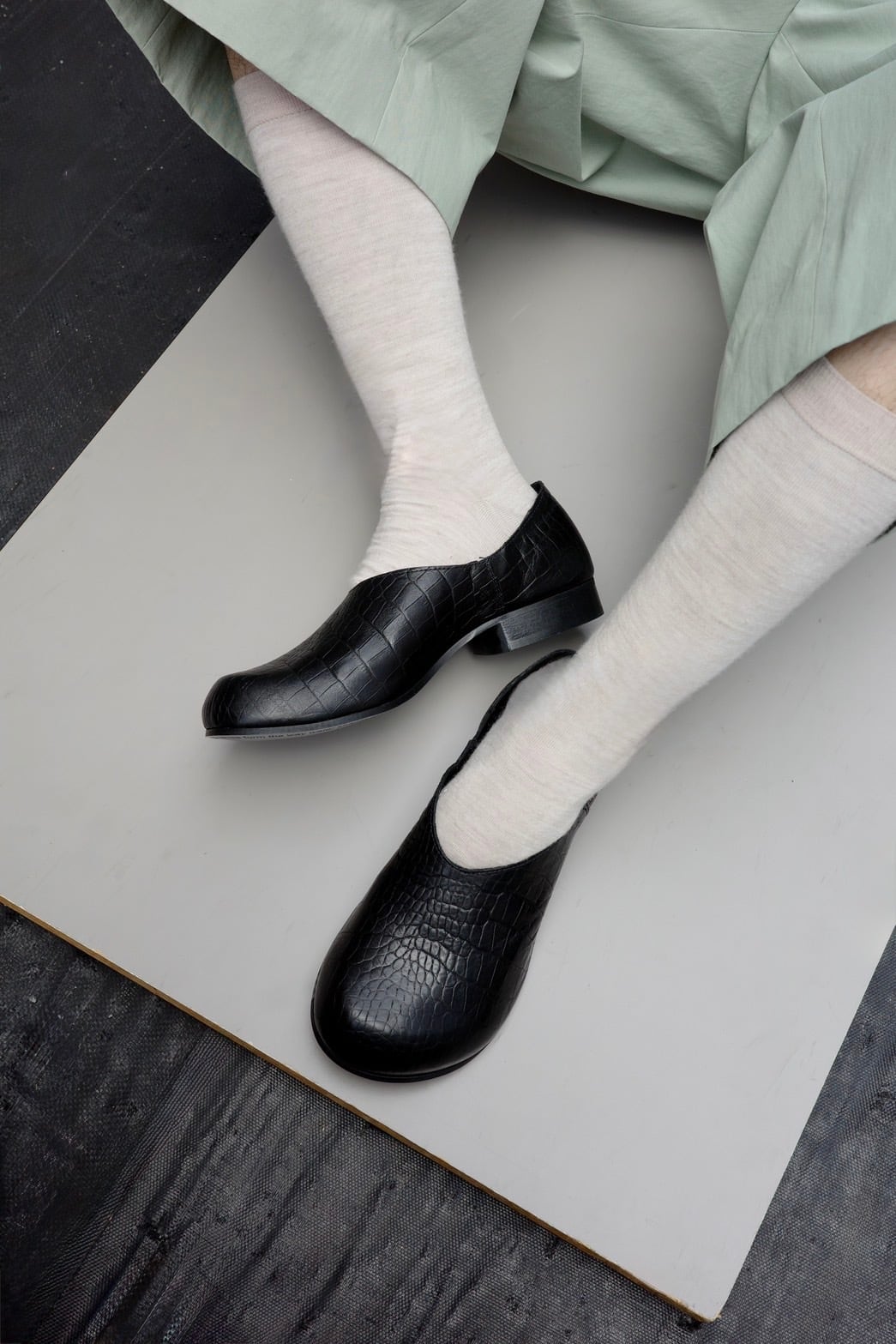 PHILEO【CLOG CROCODILE -BLACK-】