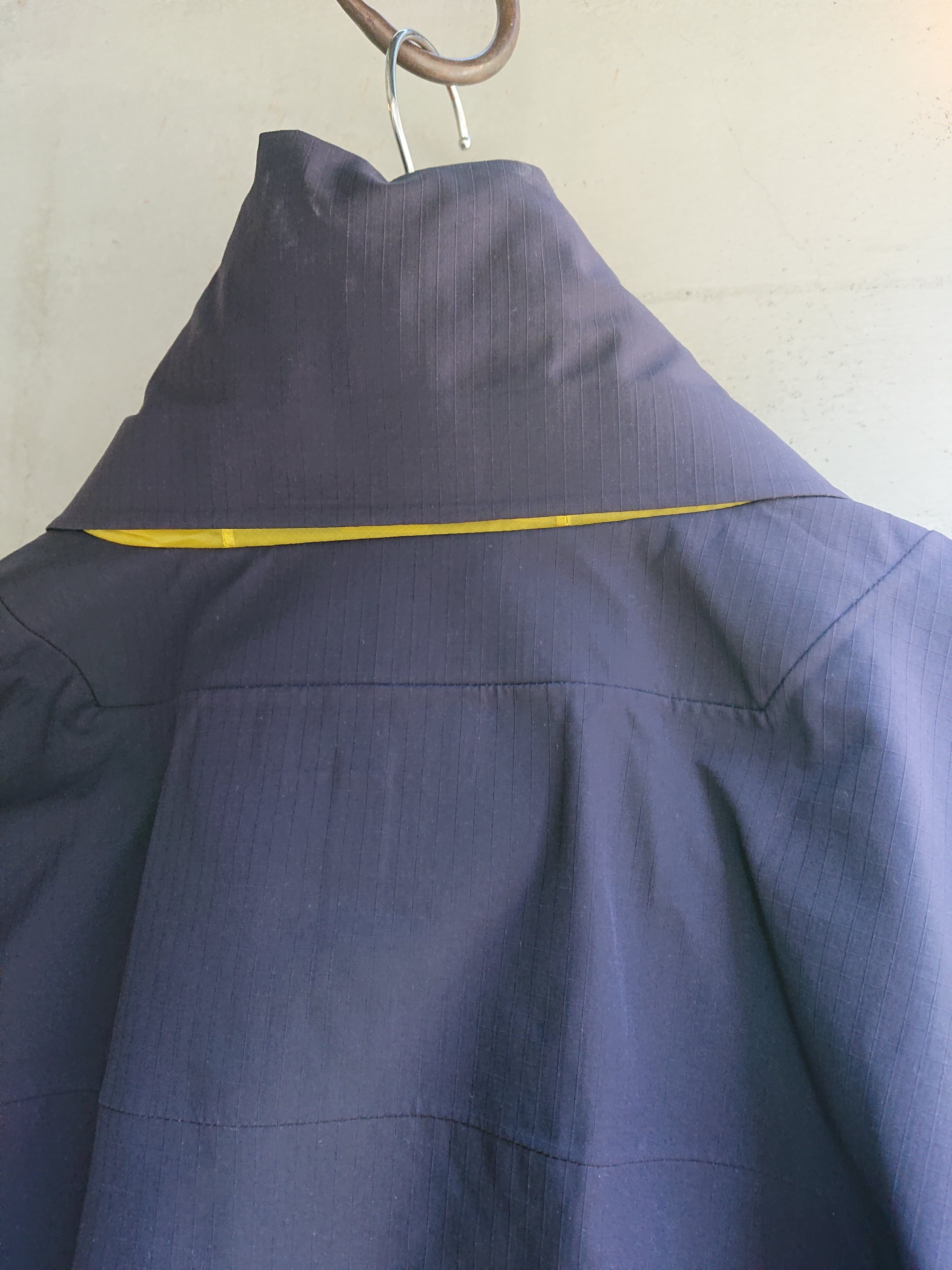 COMFY CMF OUTDOOR GARMENT 