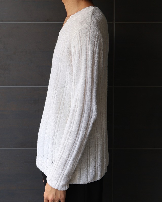 v neck nylon knit