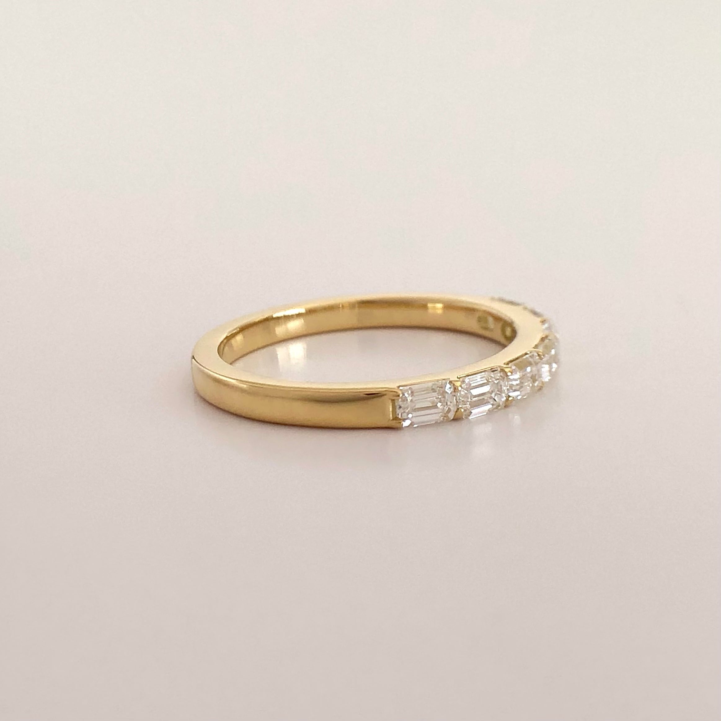 K18 エメラルド　ハーフエタニティ　リング 0.70ct エメラルドカット ダイヤモンド ハーフエタニティリング 0.70ct K18