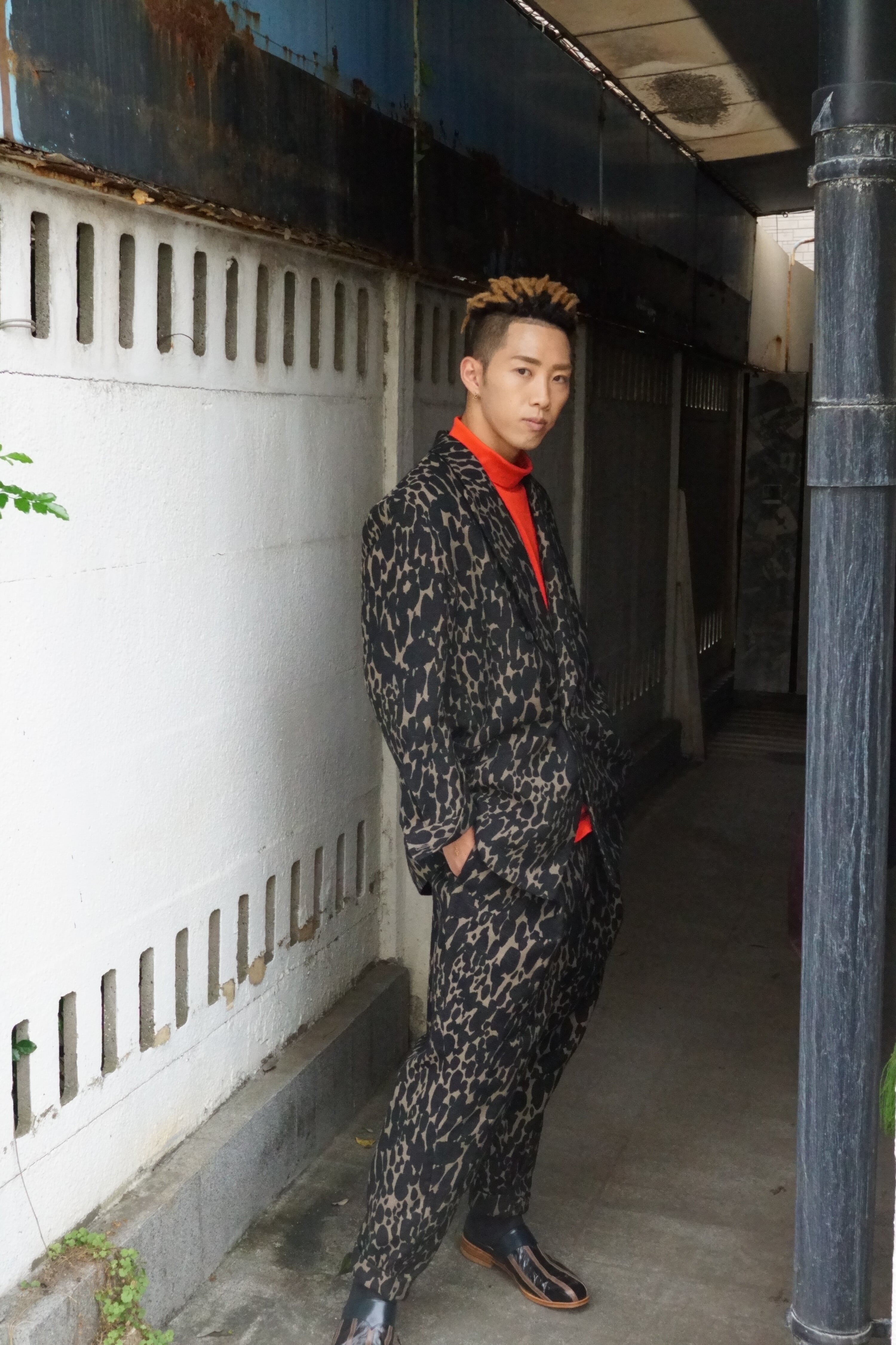 HS-ATTIRE (HAVERSACK) / Banded Drawing Dots Jacquard Double Jacket