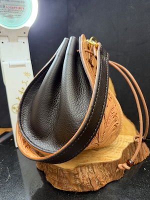 新作！カービング×ディアスキン・ドローストリングバッグ