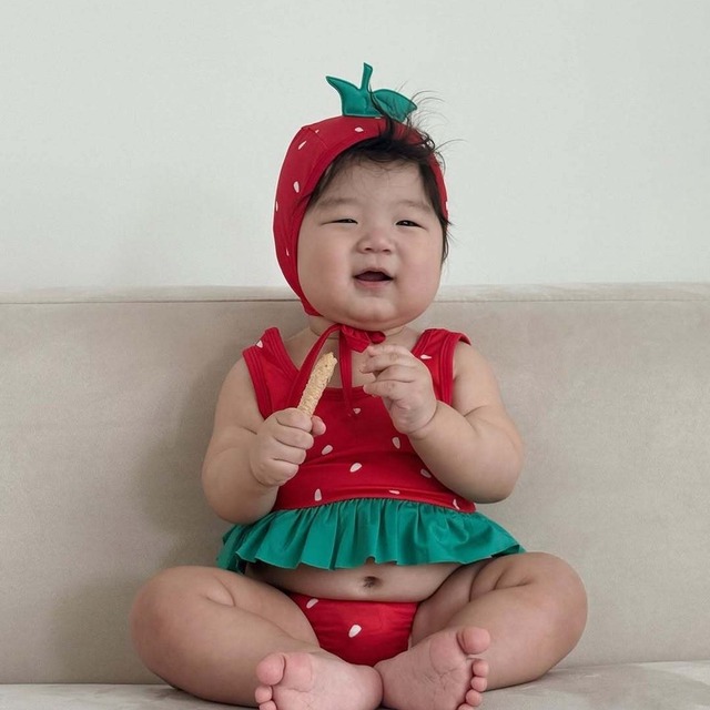 【水着】夏新作　イチゴスイムウェア