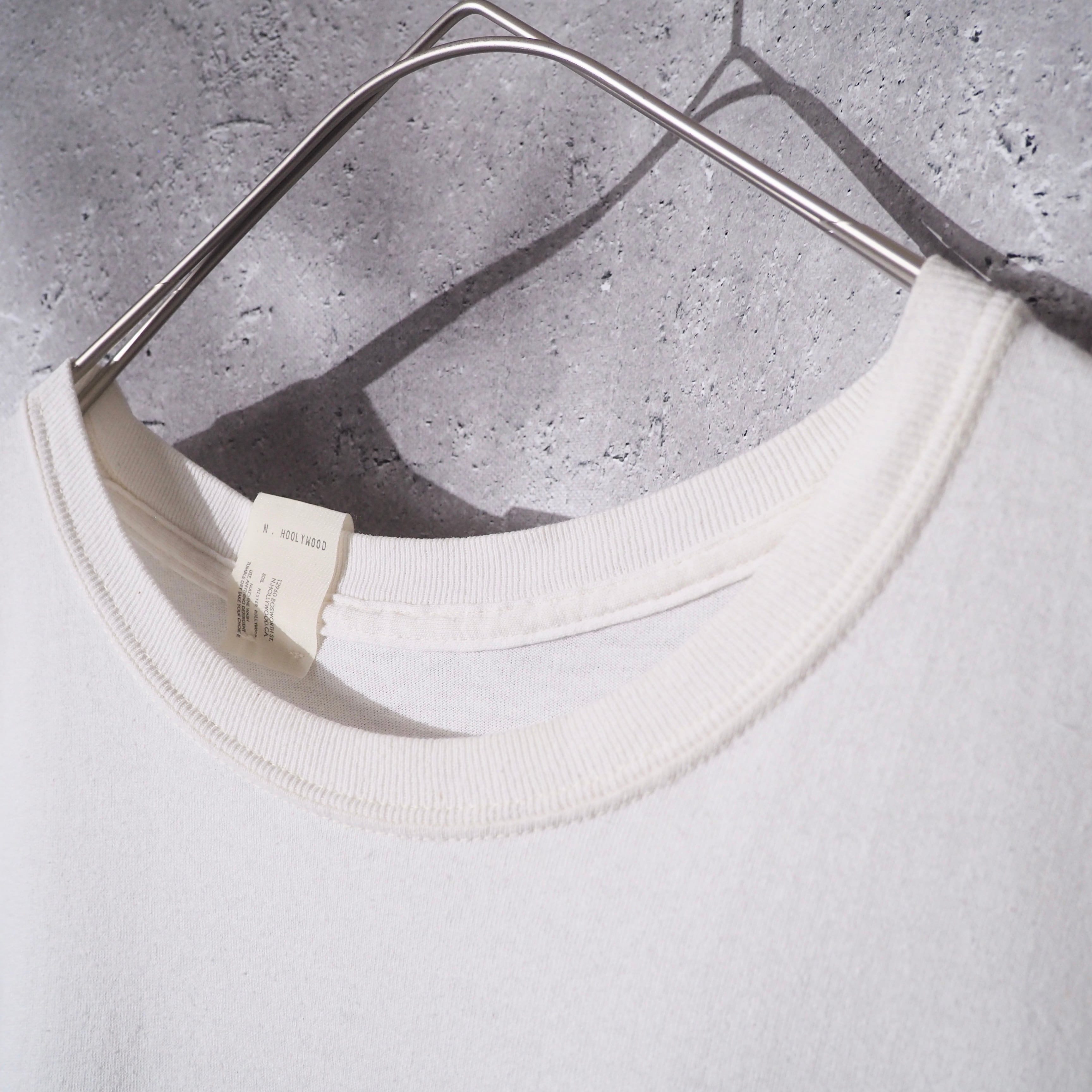 " N.HOOLYWOOD " Walrus Burger Graphic printed Over silhouette White Tee