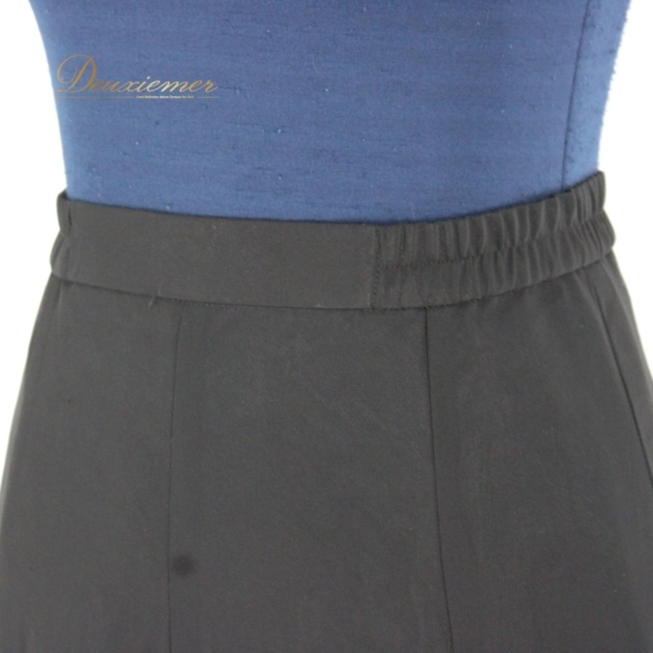 社交ダンス 衣装 スタンダード スカート レッスンウェア 女性用 レディース オールシーズン 黒 U:NA ユーナ 無地 ブラック系 シンプル 練習着 ポリエステル素材 ファスナー仕様 若干伸縮性 有り 総丈68cm ウエスト30cm ブラック スカート