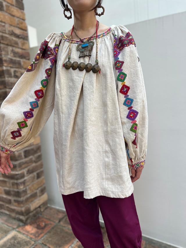 ★special★Vintage Ukraina linen multicolored embroidery tops ( ヴィンテージ ウクライナ リネン マルチカラー  刺繍 トップス