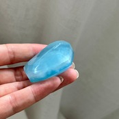 透け感とブルーが美しい*アクアマリン*ファセットハート型09*天然石インテリア*置き物