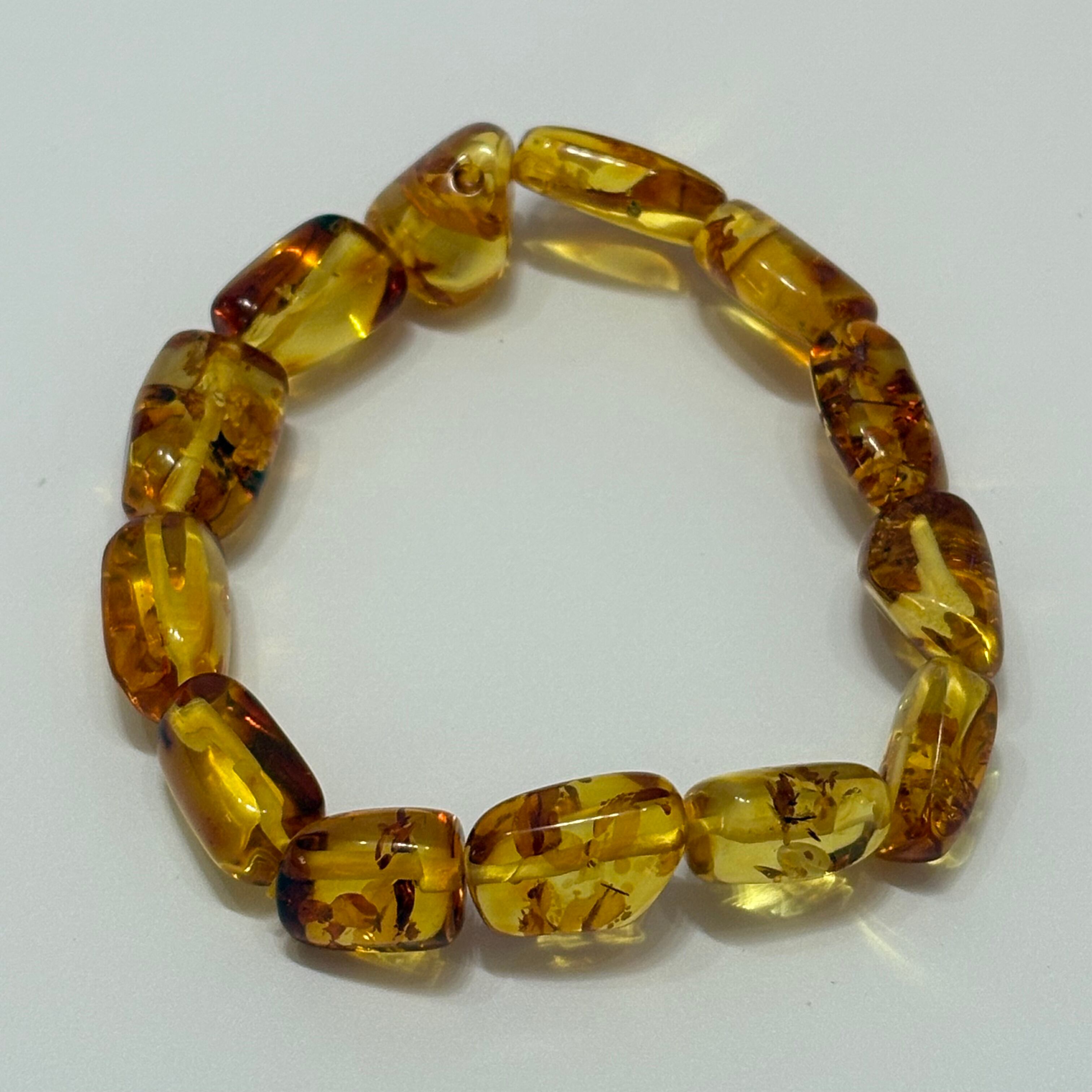 琥珀amber バルト海沿岸産 タンブル型不定形、内周15㎝