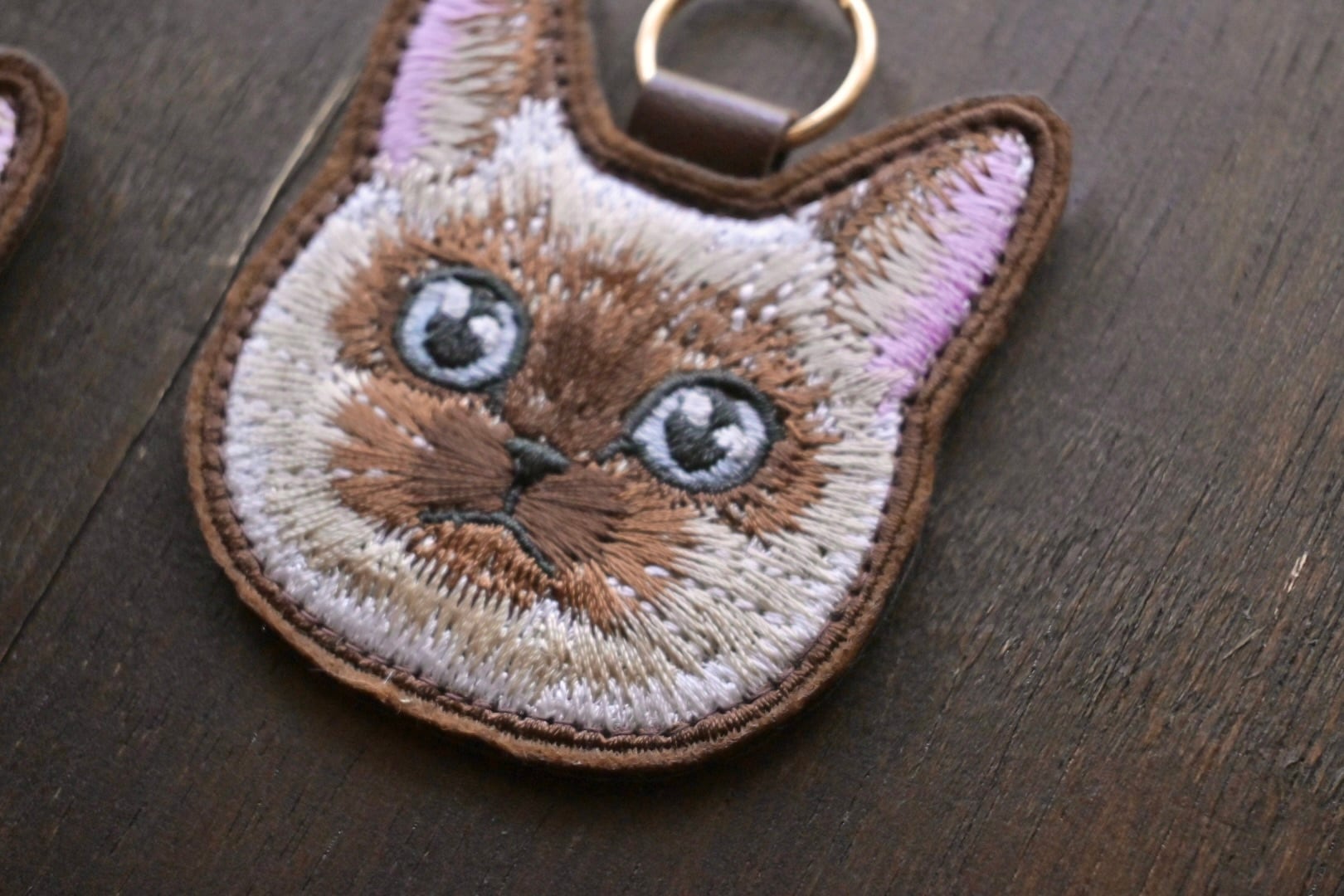 シャム猫ちゃんのキーホルダー | 猫と暮らす洋裁店