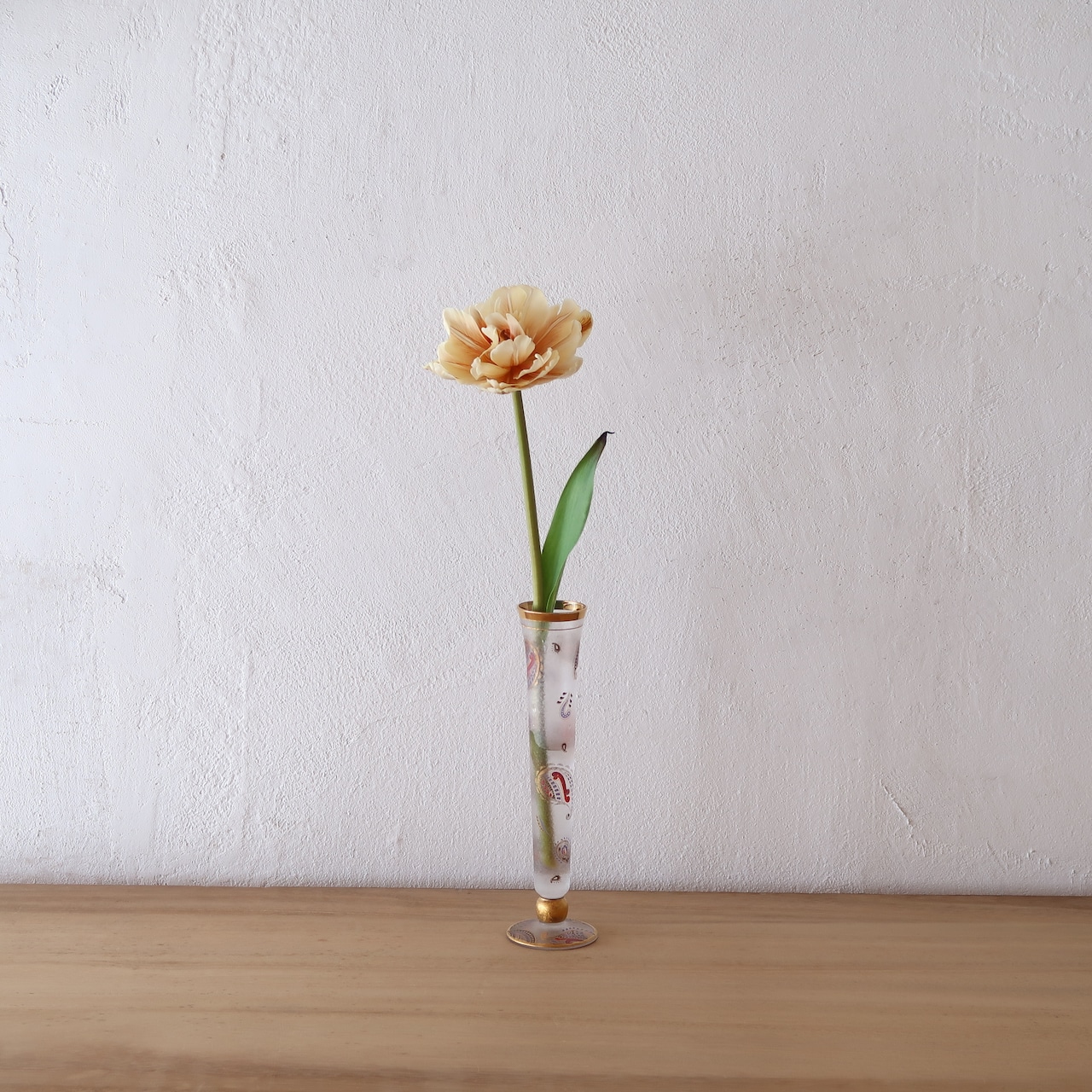 ペイズリーのすりガラス花瓶