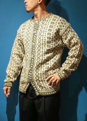 Olive × Ivory Norway knit cardigan
