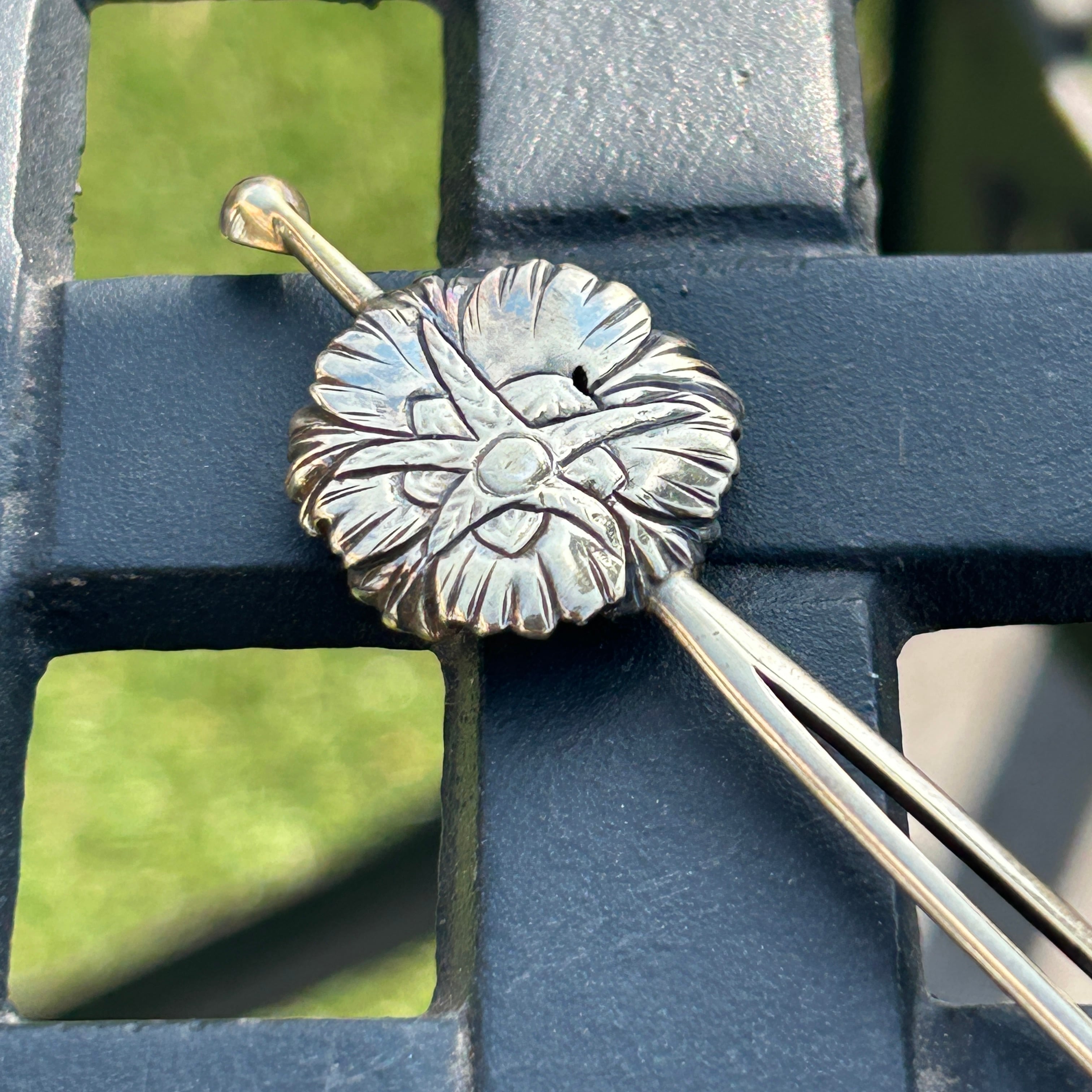 アンティーク　銀無垢　牡丹の平簪